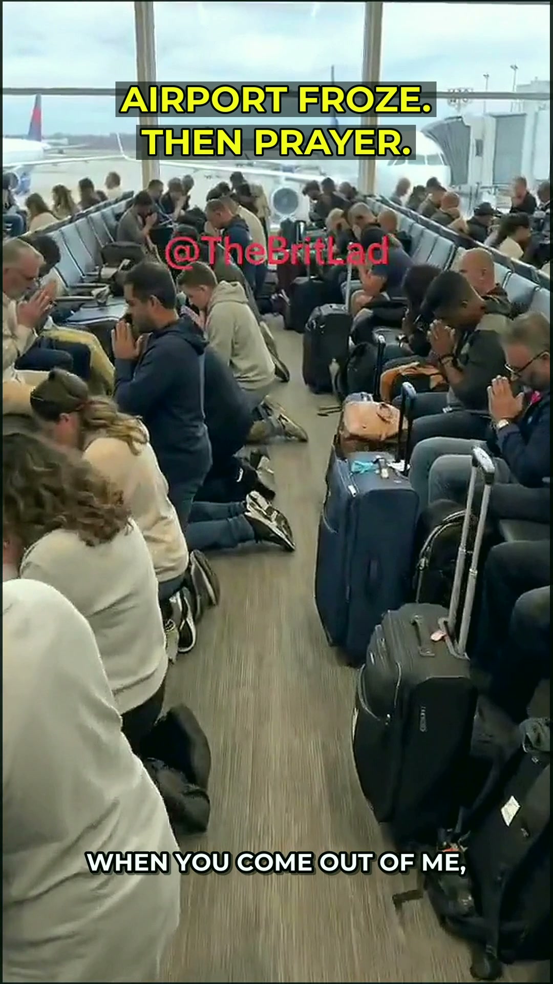 The Unseen Workplace Dilemma Behind That Viral Airport Prayer